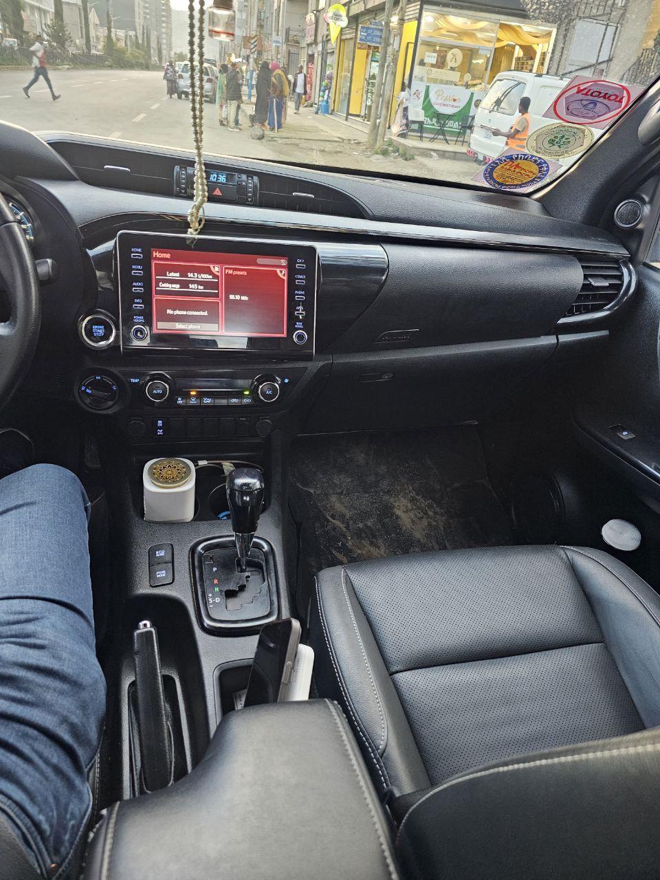 Hilux invisible  Debl 