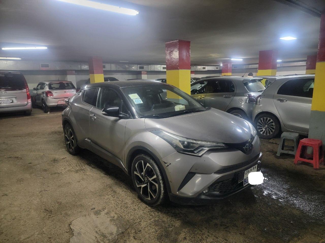 Toyota  CHR