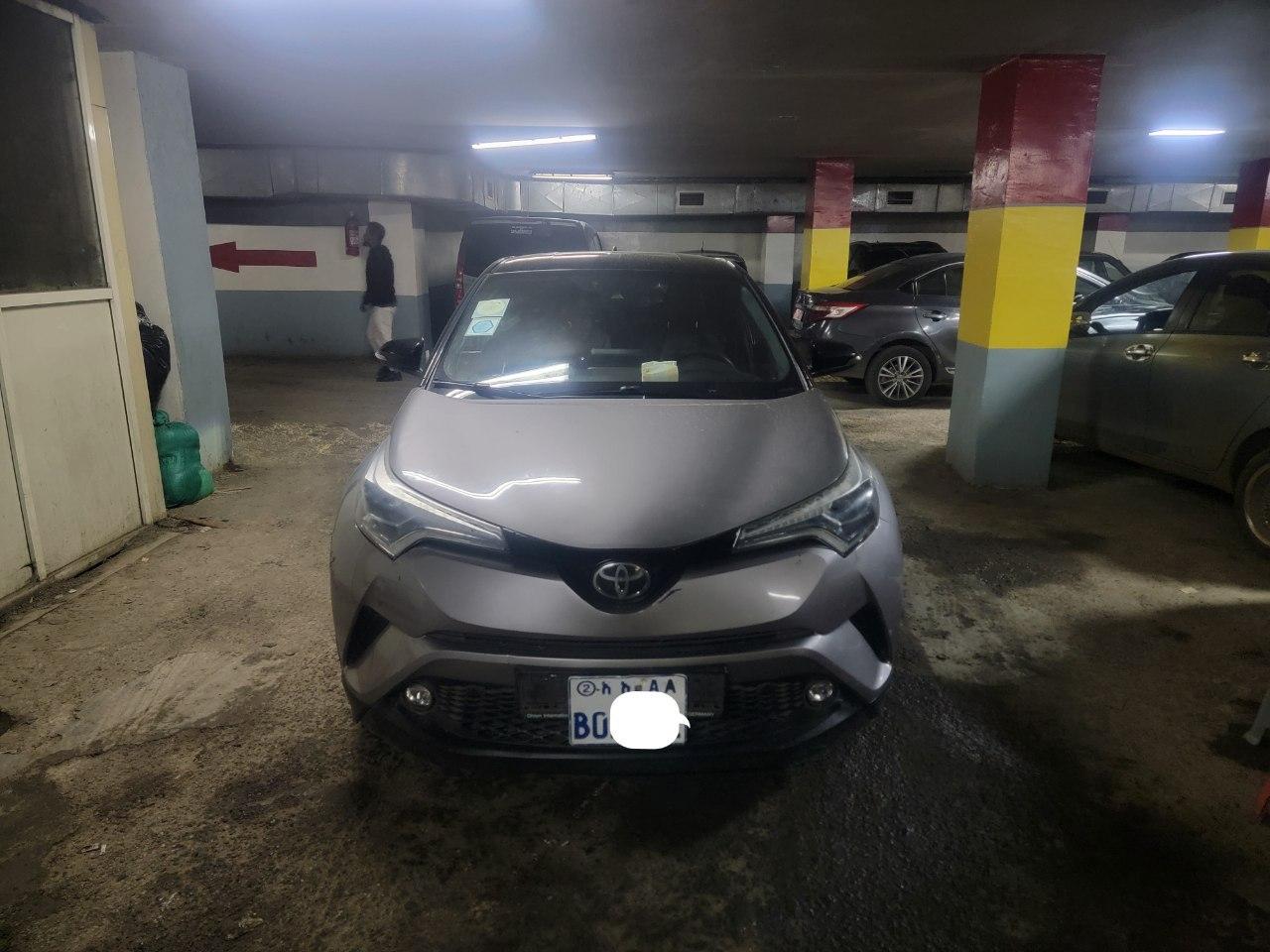 Toyota  CHR
