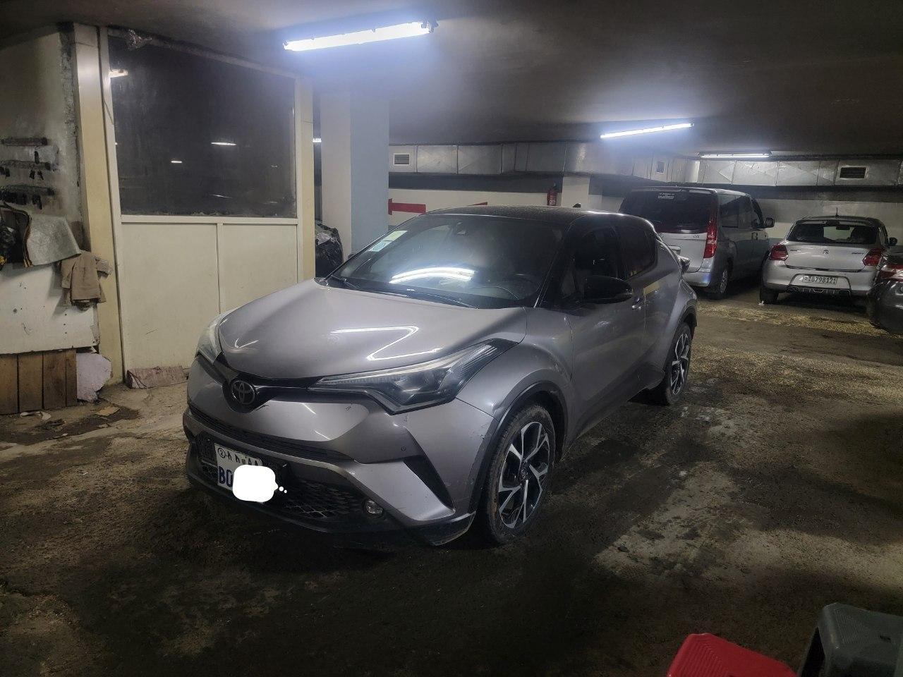 Toyota  CHR