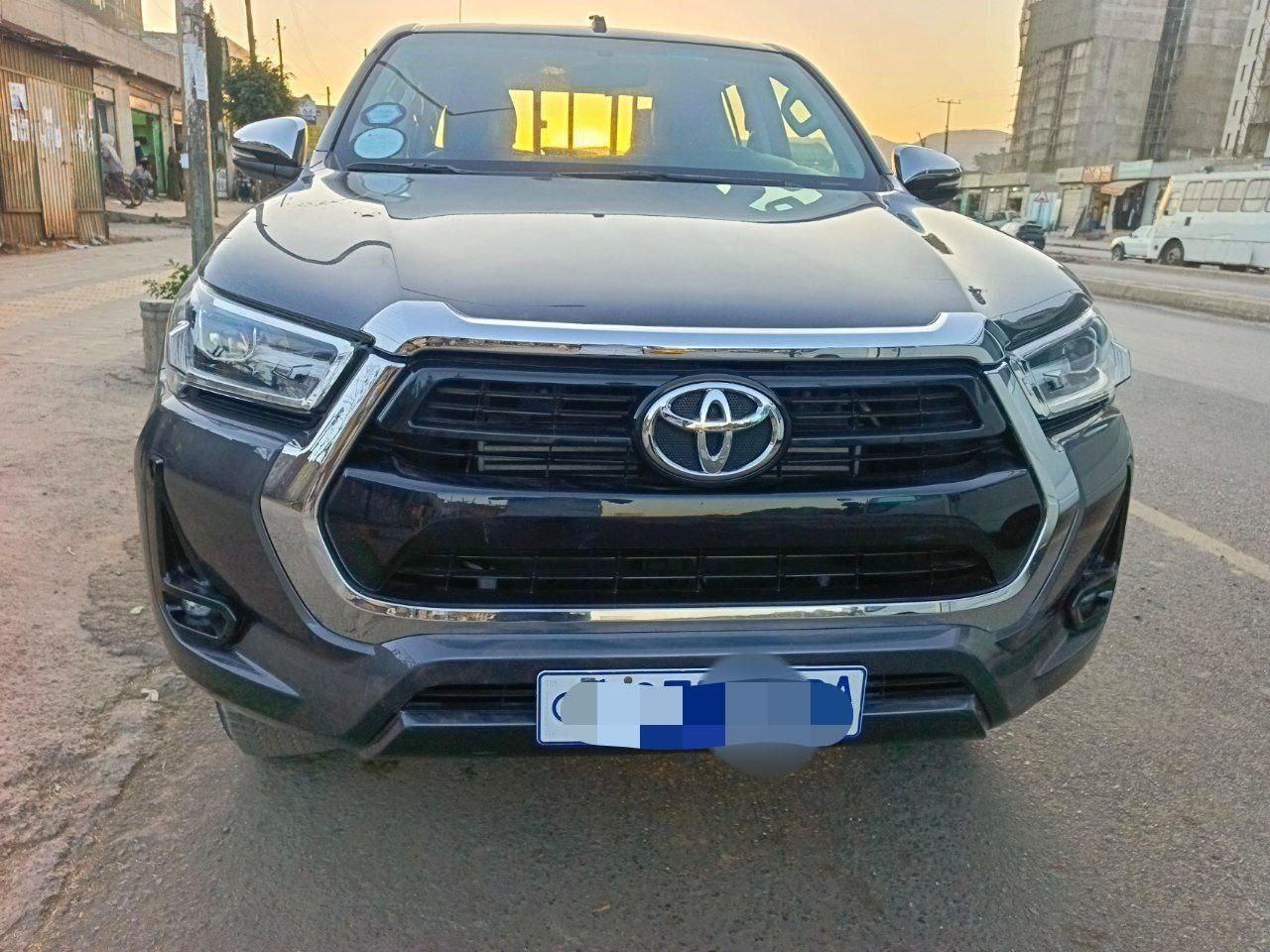 Toyota Hilux