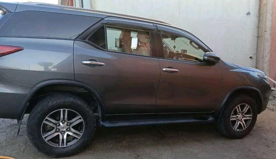 Toyota fortuner 
