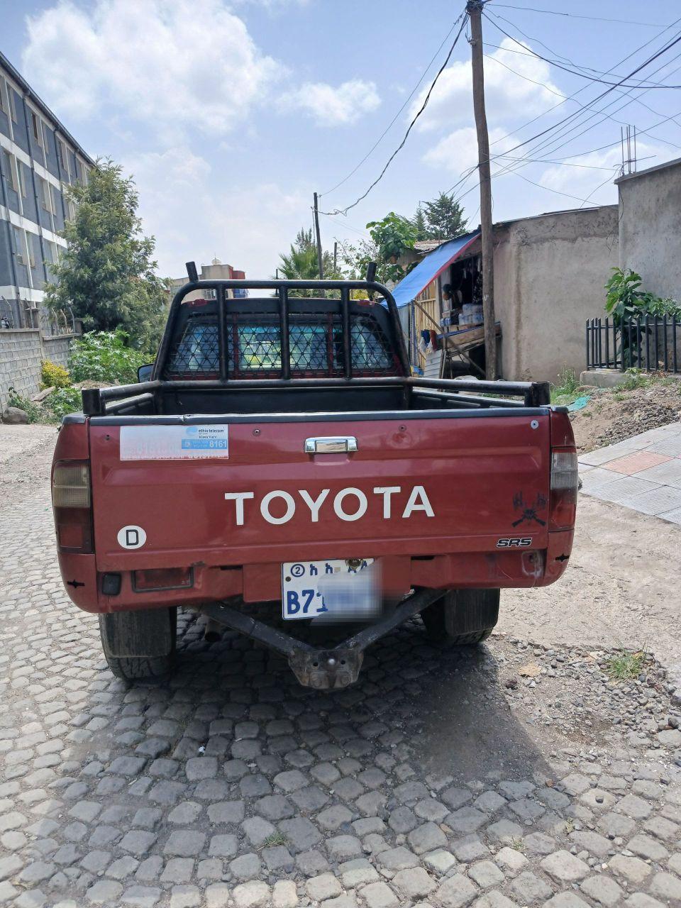 Hilux 2LT